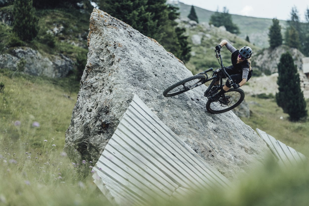 MTB Jersey Scrub Amp Kurzarm BAT Damen