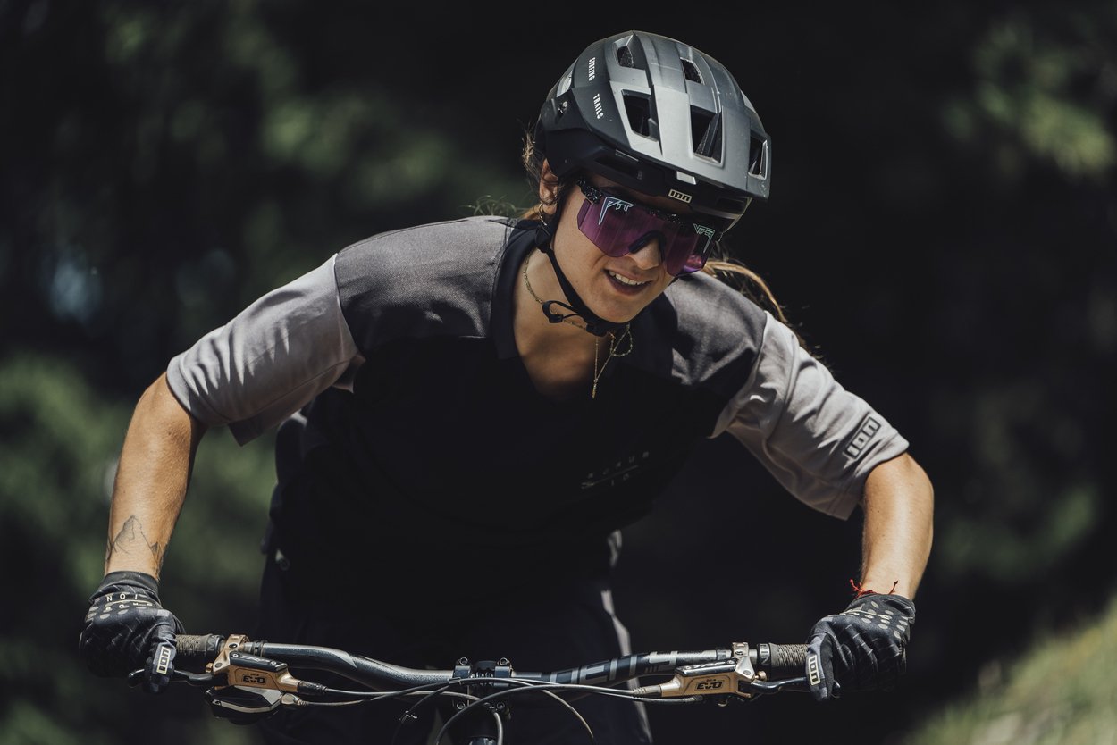 MTB Jersey Scrub Amp Kurzarm BAT Damen