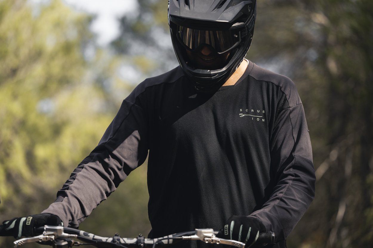 MTB Jersey Scrub Amp LS BAT Herren