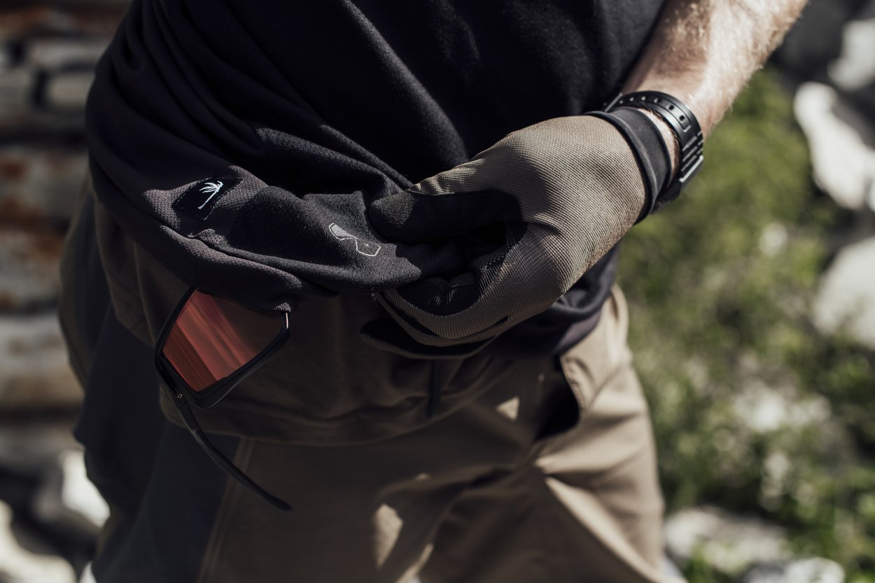 MTB Handschuhe ION Logo