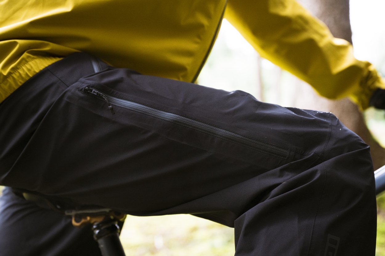 Pantalon de vélo Shelter Lite 2.5L Unisex