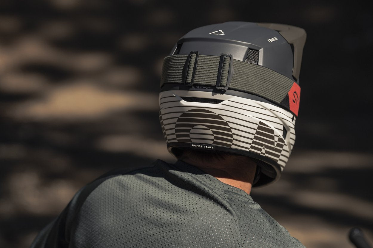MTB Helmet Fullface Scrub Amp